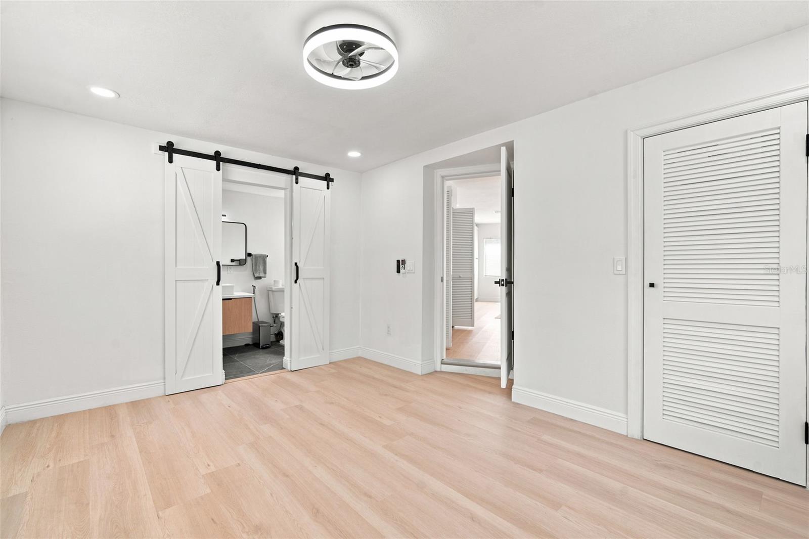 MEADOW LAWN 12TH ADD - Residential