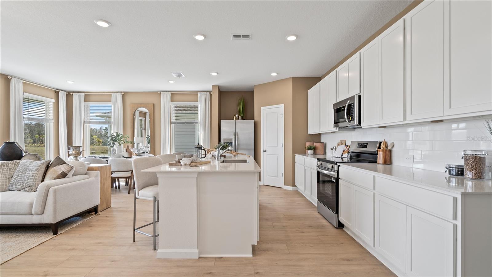 WELLNESS WAY 50S - Residential