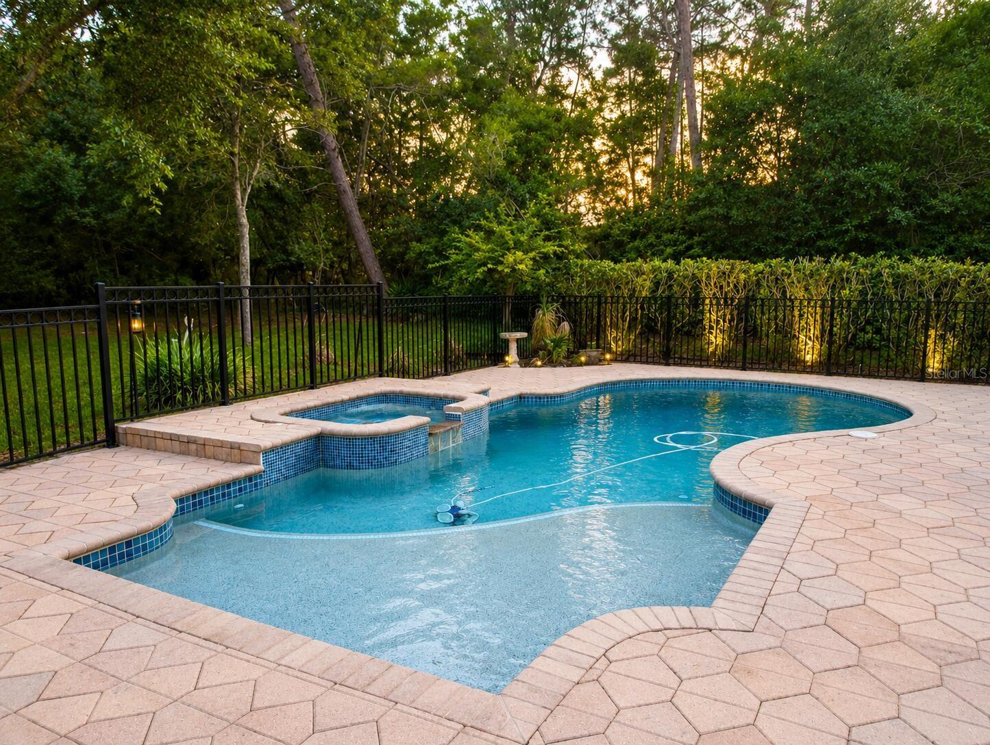 SEMINOLE WOODS 5 AC DEV - Residential