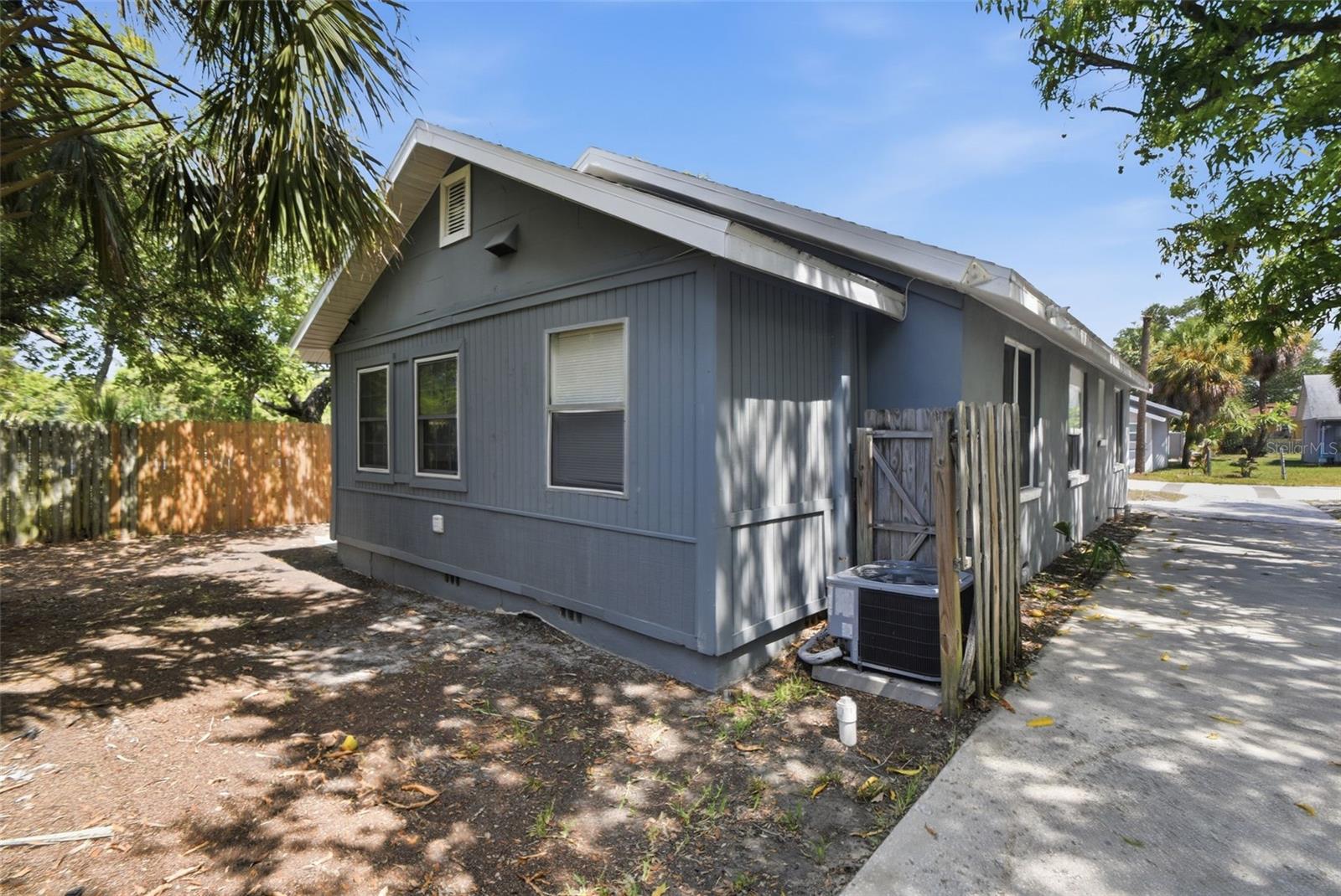 PRATHERS FOURTH ROYAL - Residential