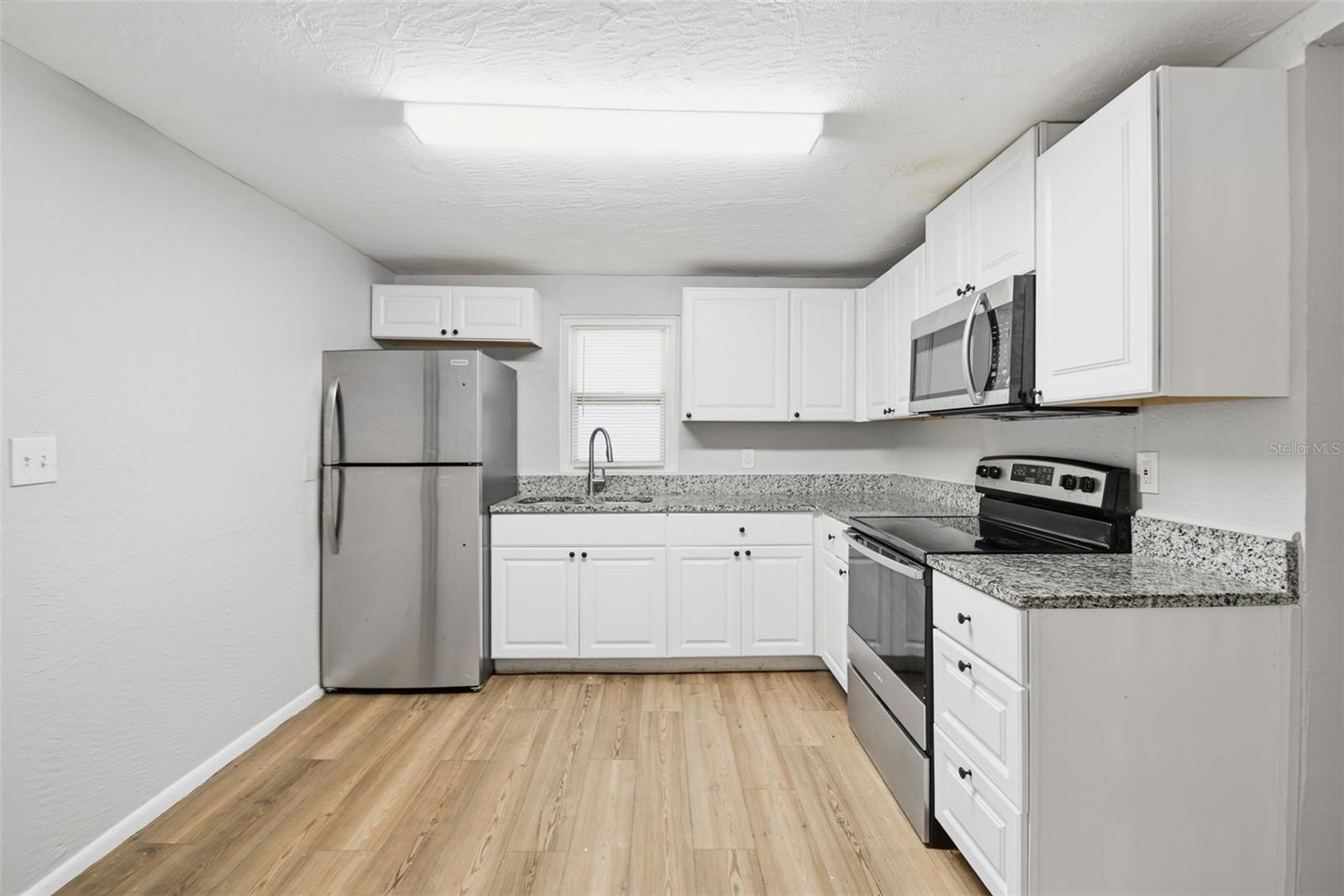 PRATHERS FOURTH ROYAL - Residential