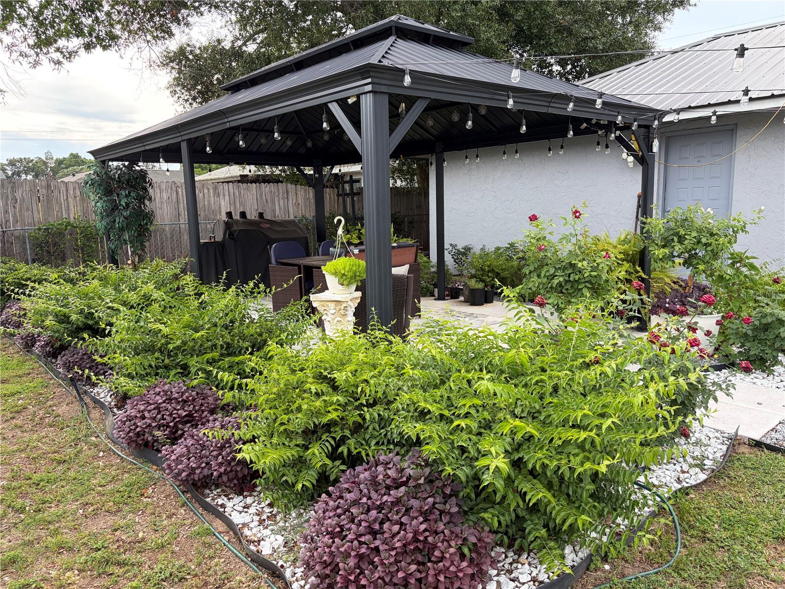 SUNNY GLEN PH 02 - Residential