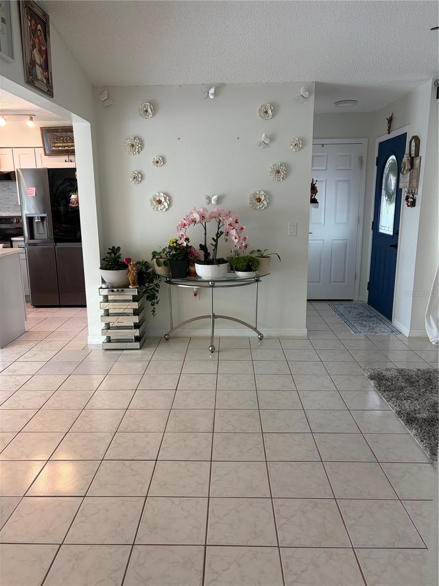 SUNNY GLEN PH 02 - Residential