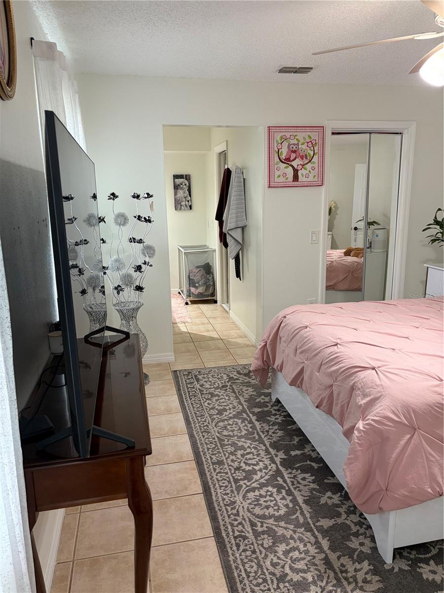 SUNNY GLEN PH 02 - Residential