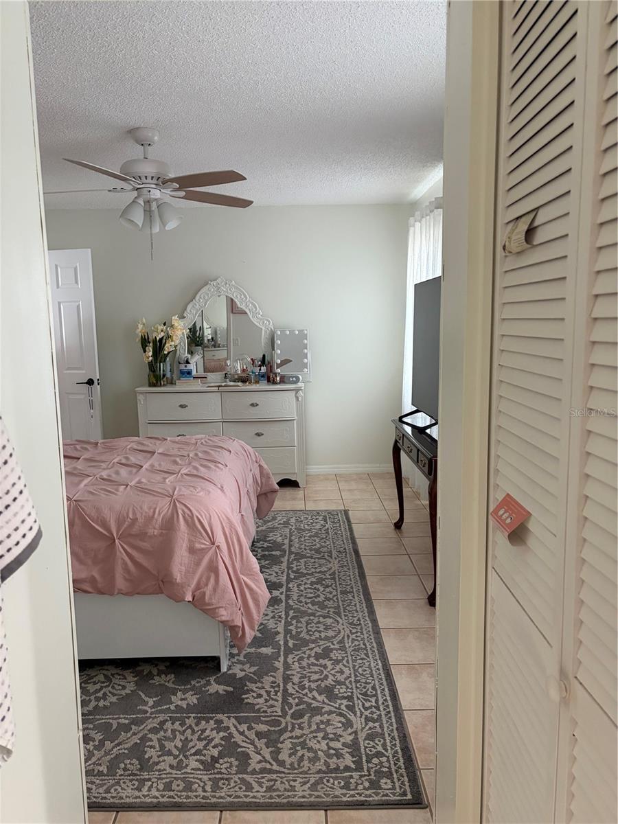 SUNNY GLEN PH 02 - Residential