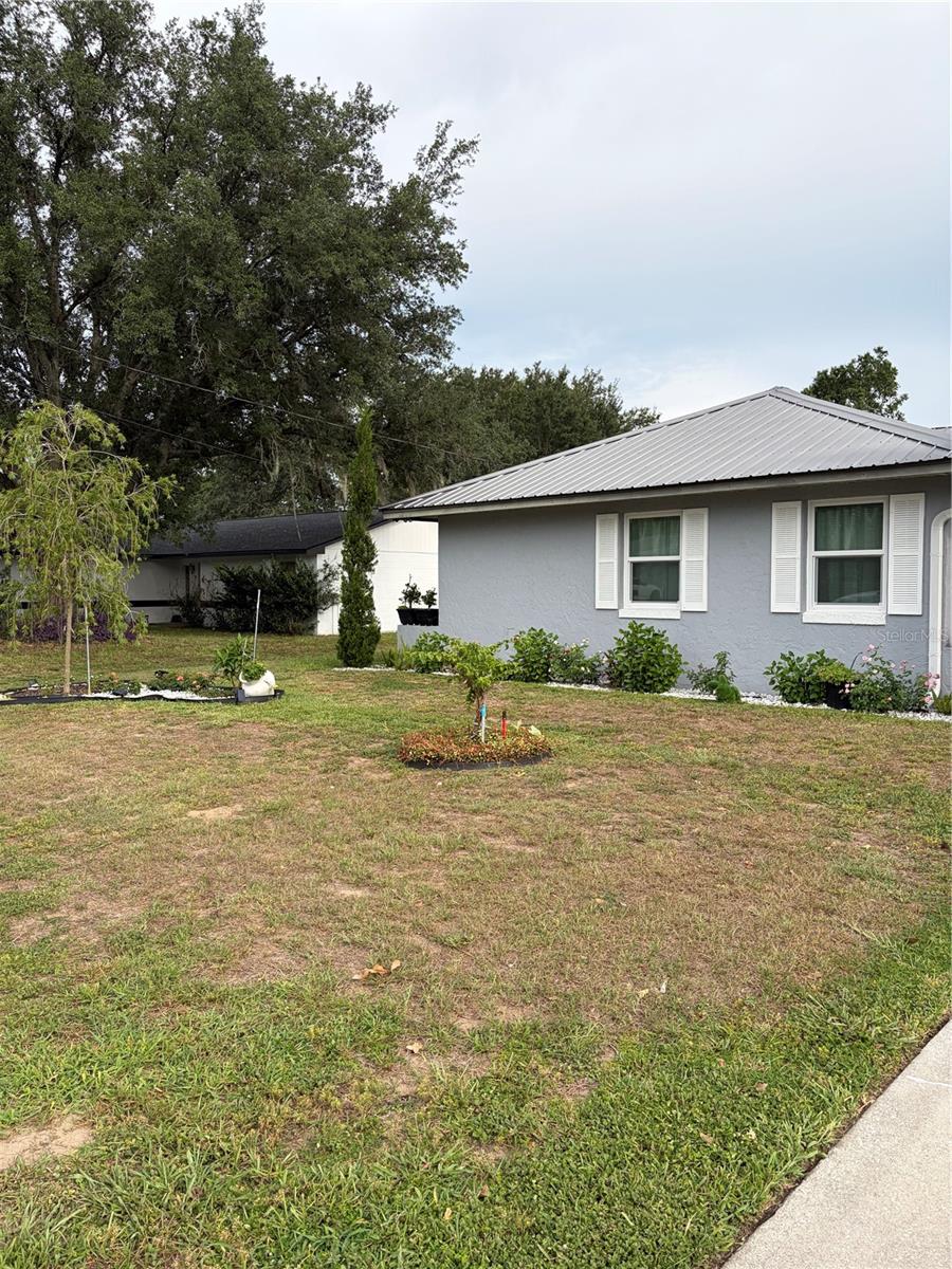 SUNNY GLEN PH 02 - Residential