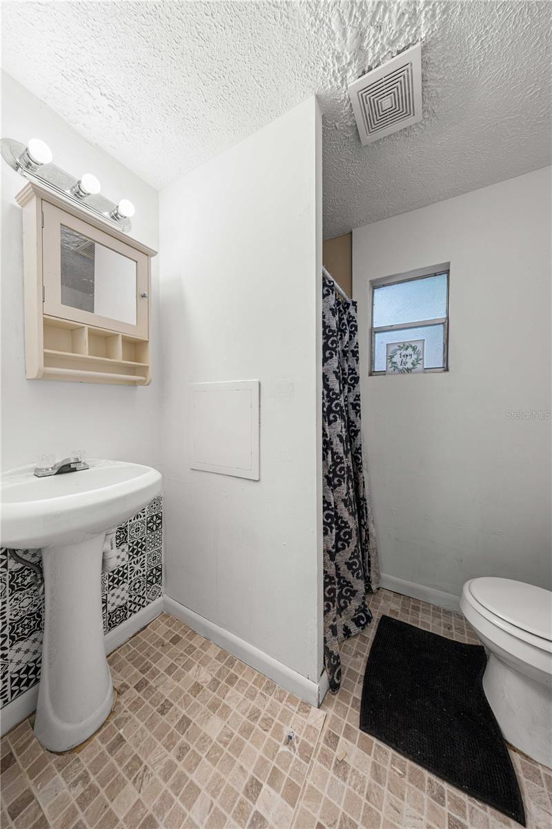 BEVERLY HILLS UNIT 3 - Residential