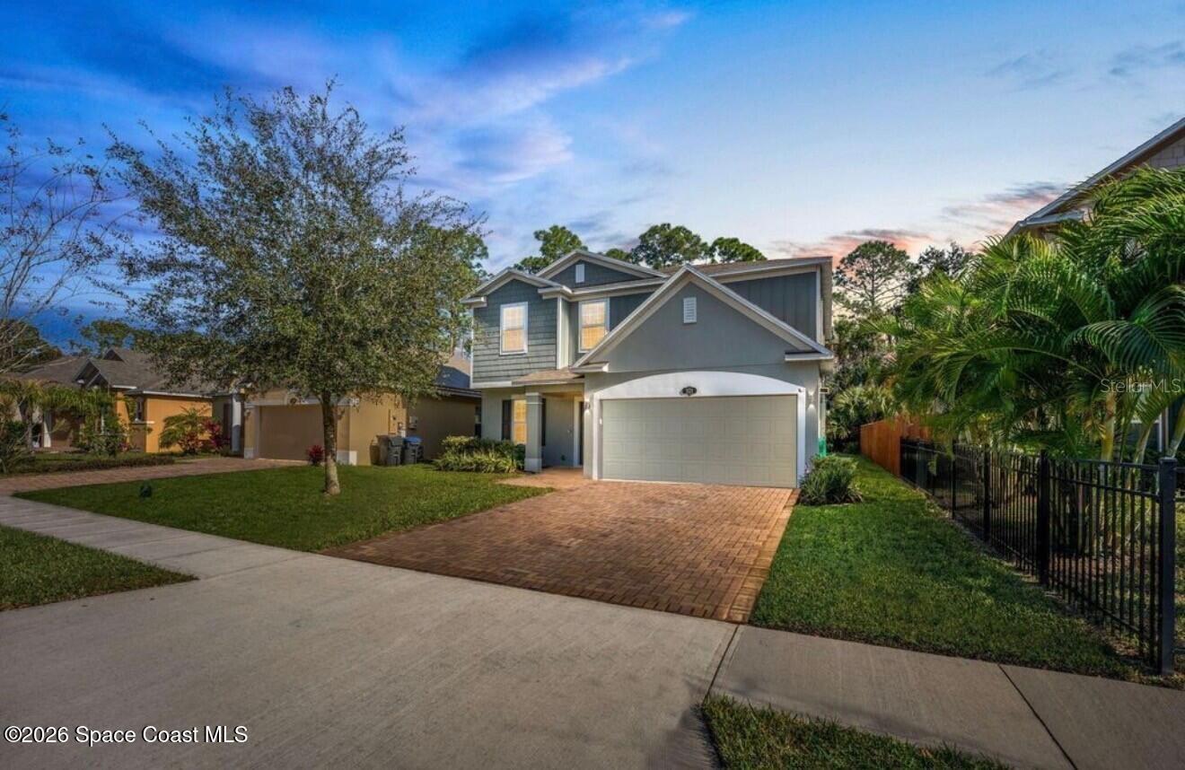 SUMMERWOOD VILLAS - Residential