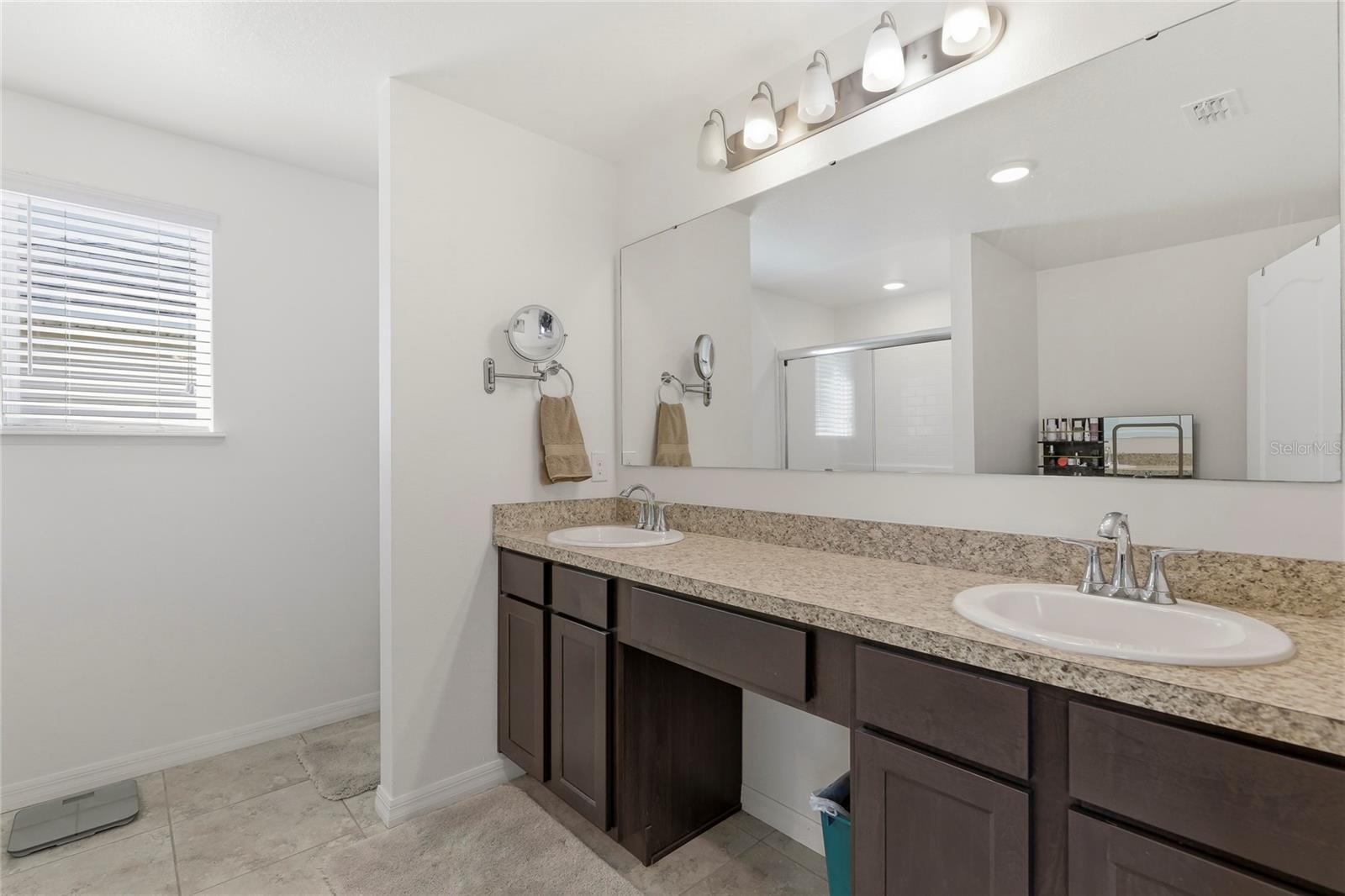 SUMMERWOOD VILLAS - Residential
