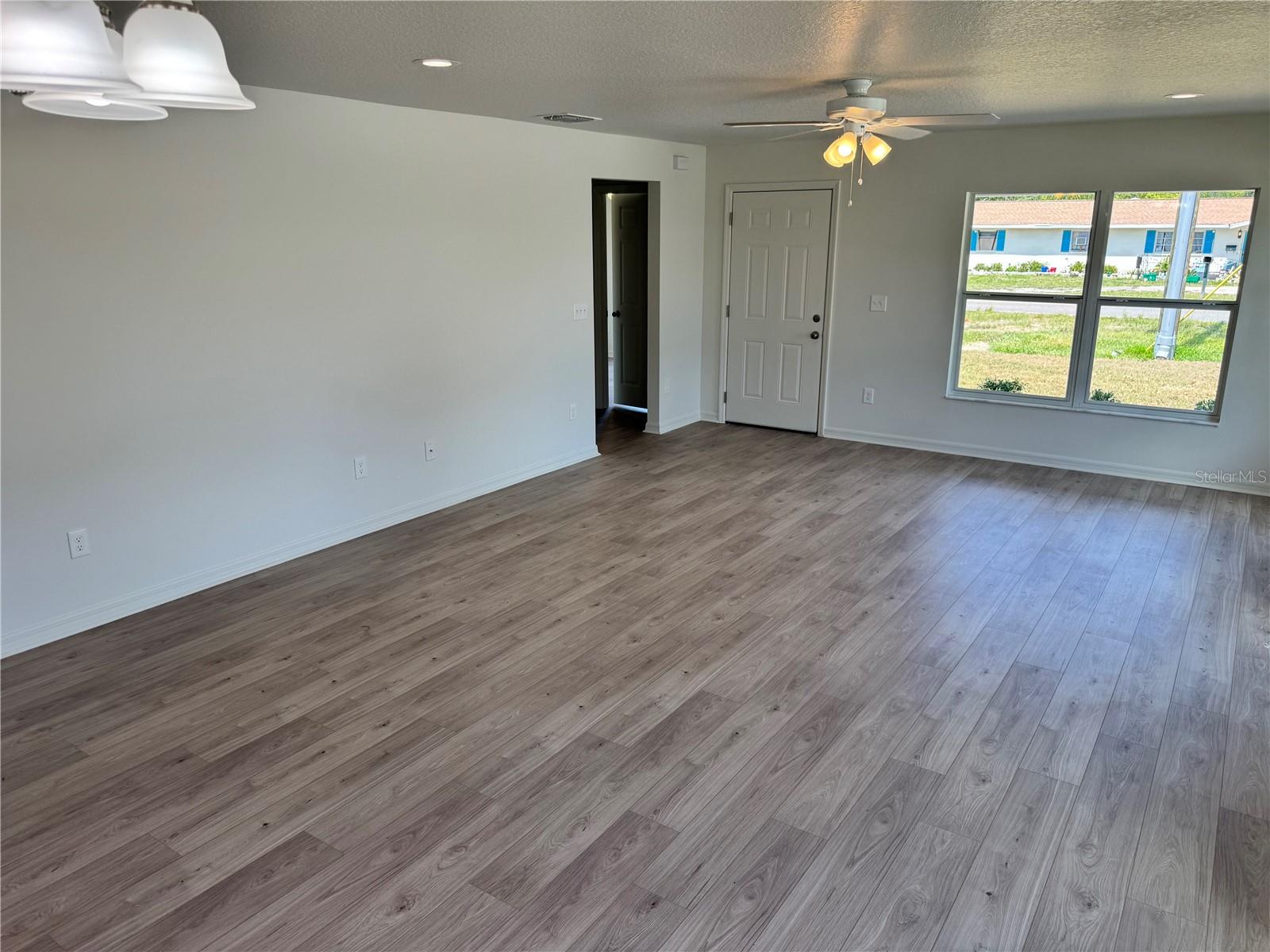 CITY OF ZEPHYRHILLS - Residential