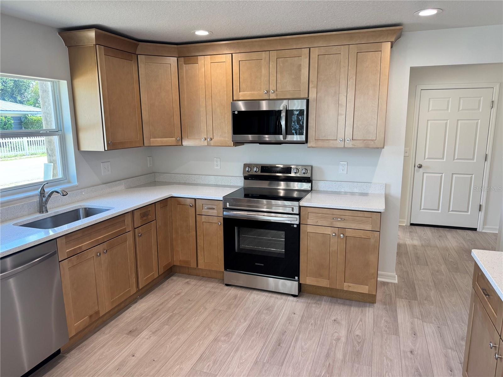 CITY OF ZEPHYRHILLS - Residential