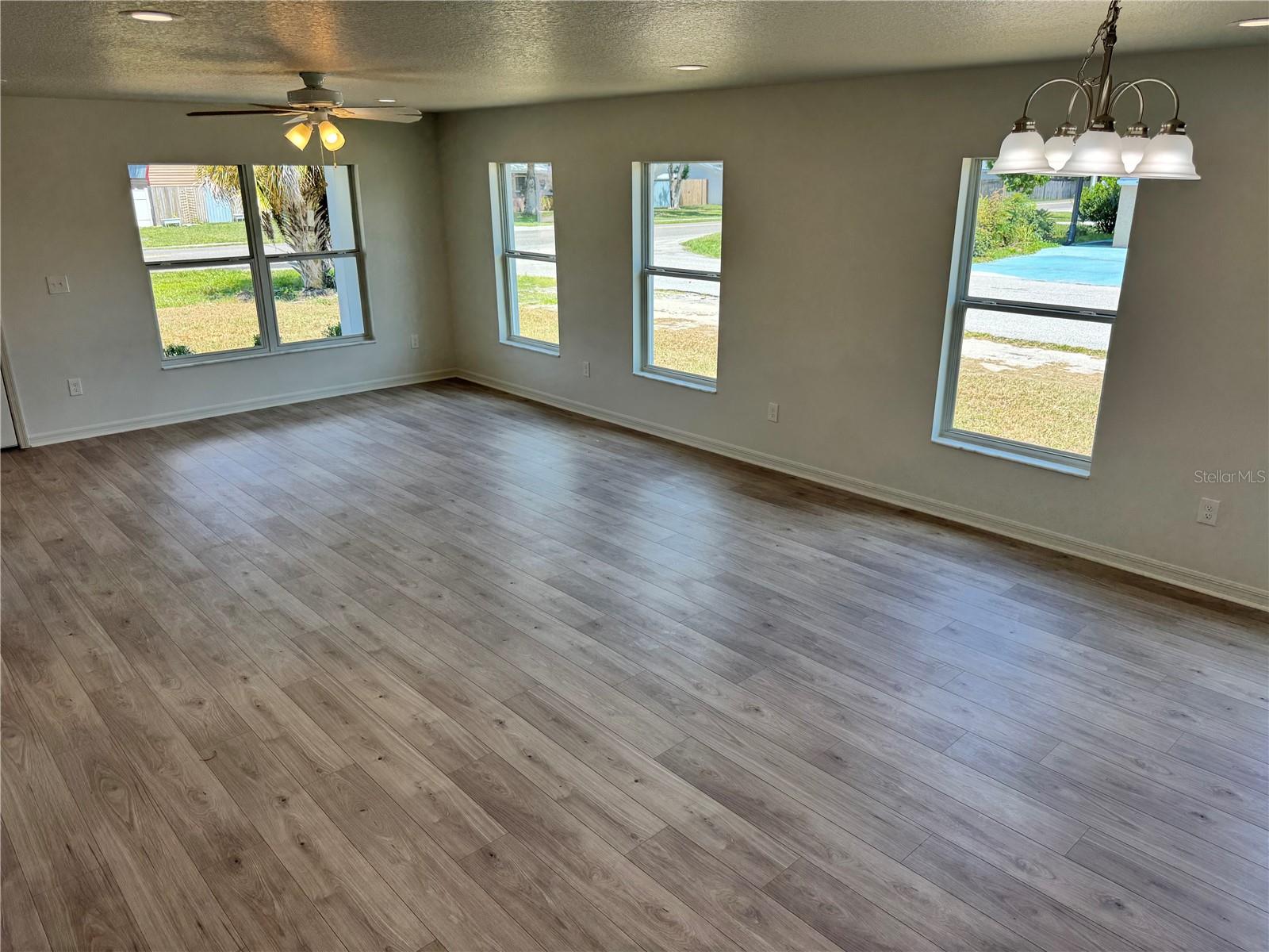 CITY OF ZEPHYRHILLS - Residential
