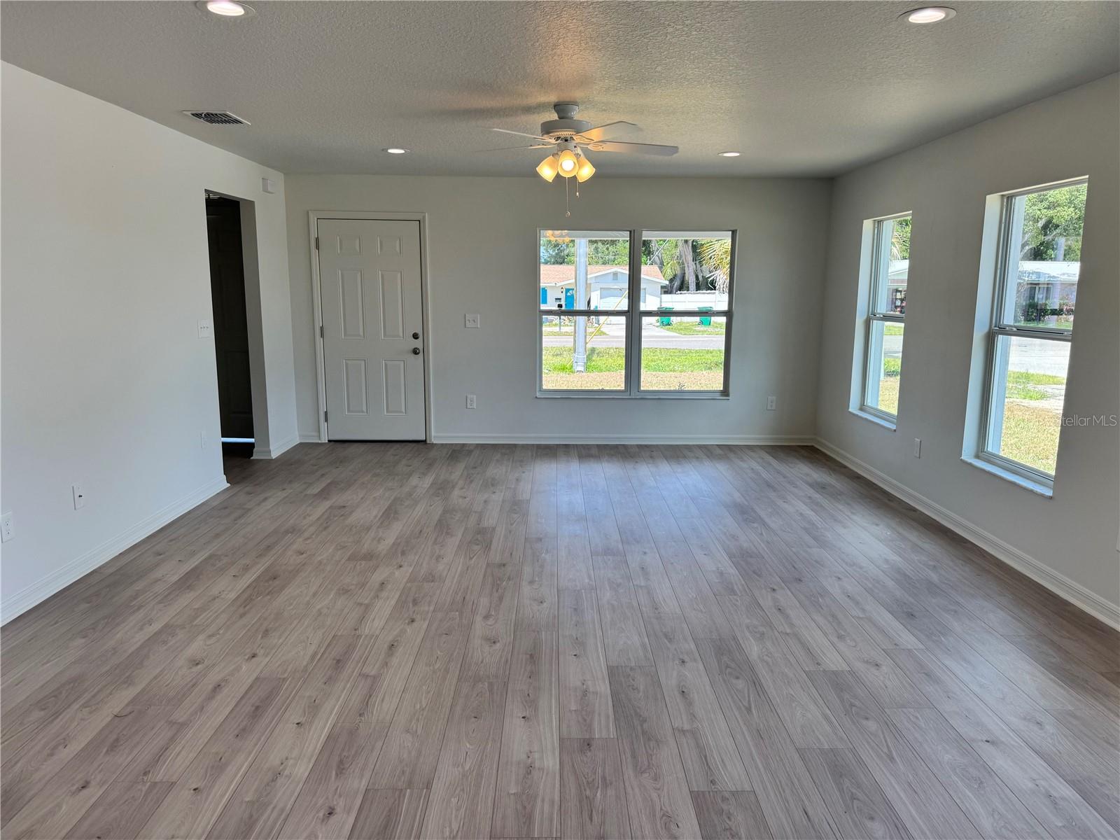 CITY OF ZEPHYRHILLS - Residential