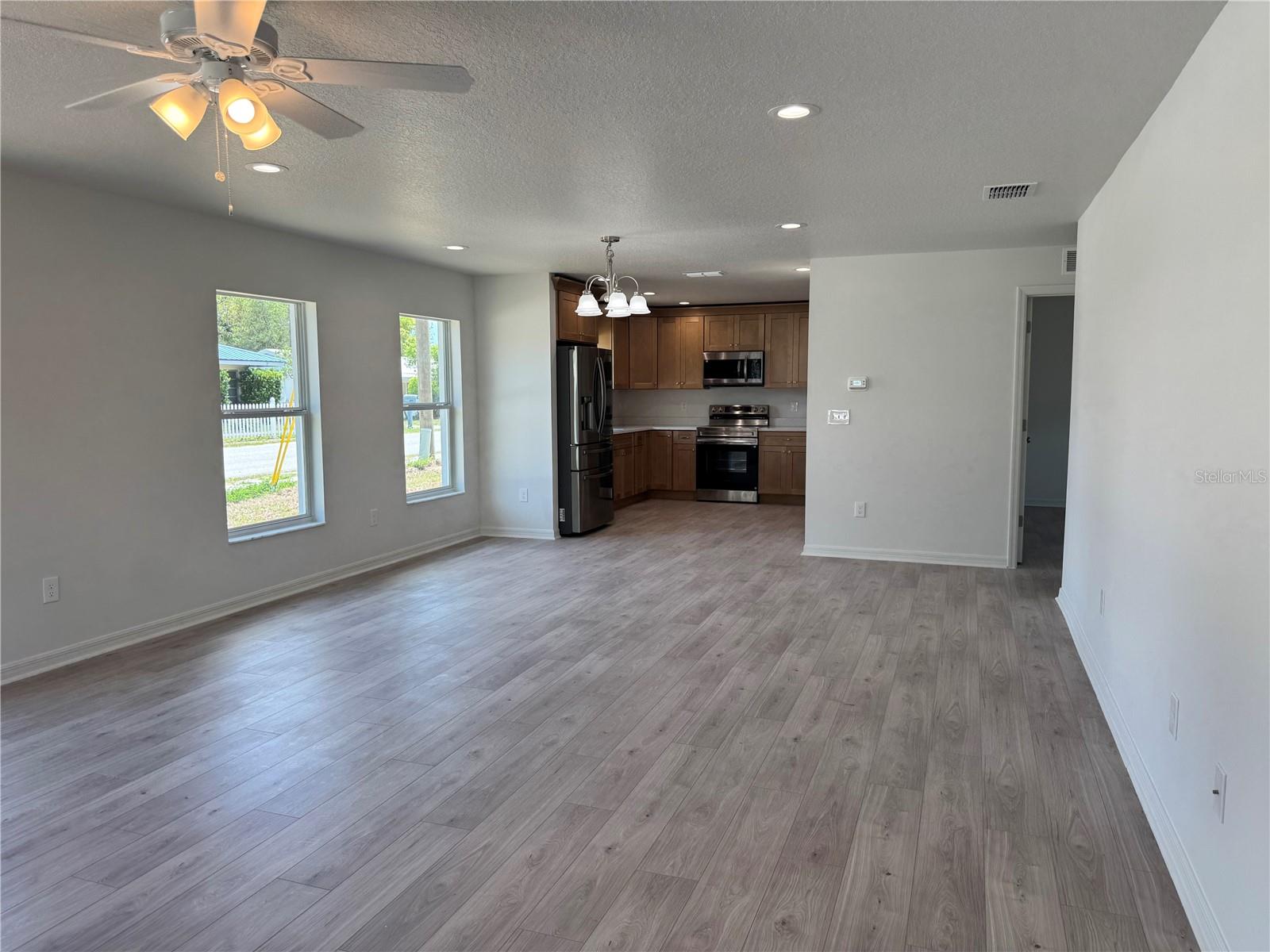 CITY OF ZEPHYRHILLS - Residential