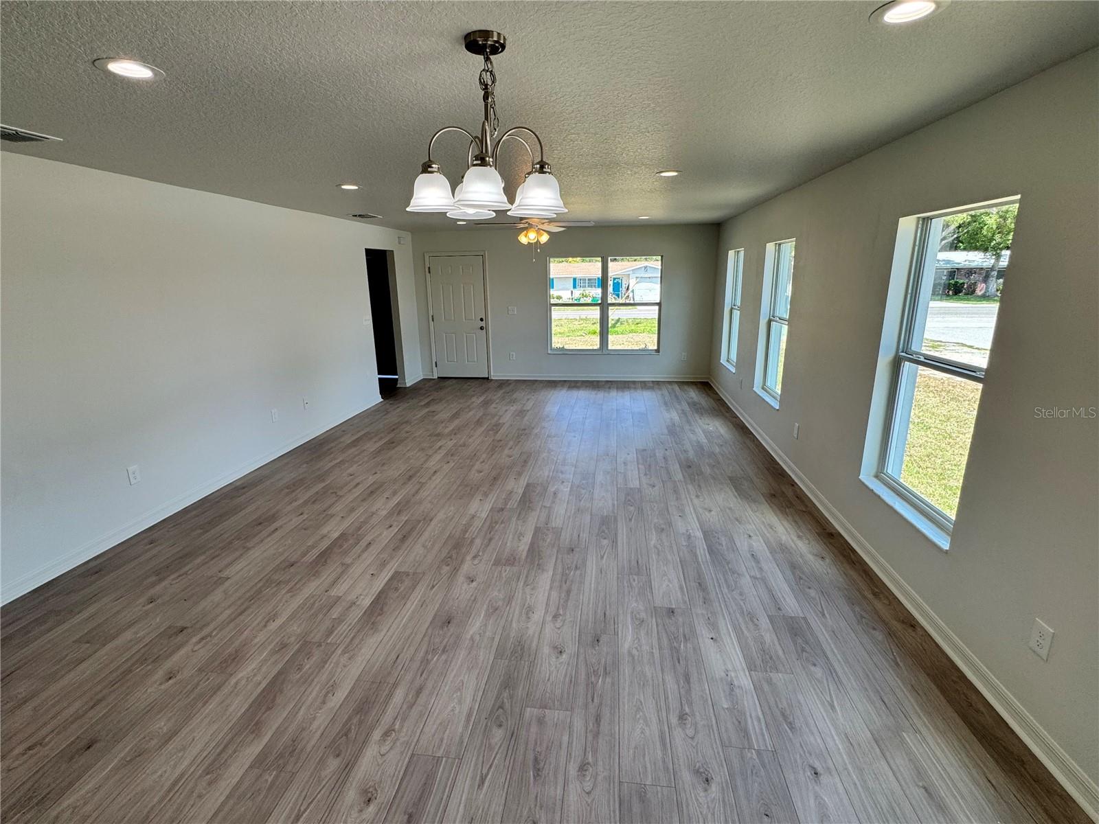 CITY OF ZEPHYRHILLS - Residential
