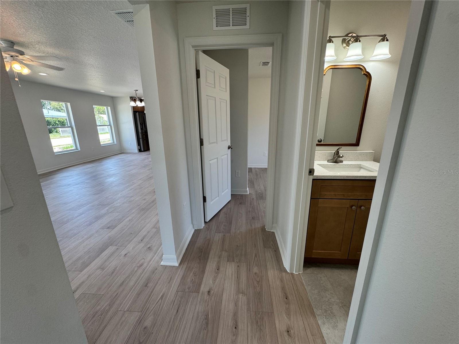 CITY OF ZEPHYRHILLS - Residential