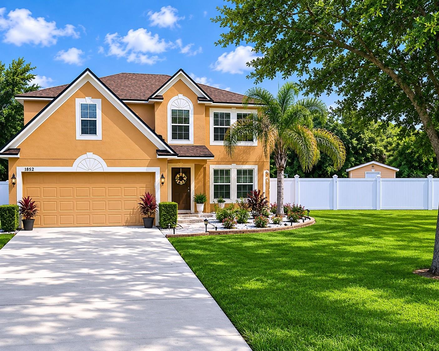 *** HUGE BACKYARD *** Welcome home to this gorgous 4-bedroom, 2.5-bathroom, home located in a quiet neighborhood. This home has a huge fenced backyard!
This light and bright home features dual-pane windows, a formal dining room, and a spacious open-concept kitchen, nook, and living room. The kitchen offers chestnut-style cabinets, a beautiful backsplash, stainless steel appliances, and a center island, perfect for everyday living and entertaining.
Upstairs, the primary bedroom includes a large walk-in closet plus a bonus room that can be used as an office, extra closet, hobby room, or man cave. The additional bedrooms are nicely sized and perfect for family or guests.
Conveniently located near Highway 50 and just a short drive to the Florida Turnpike. Schedule your showing today!
