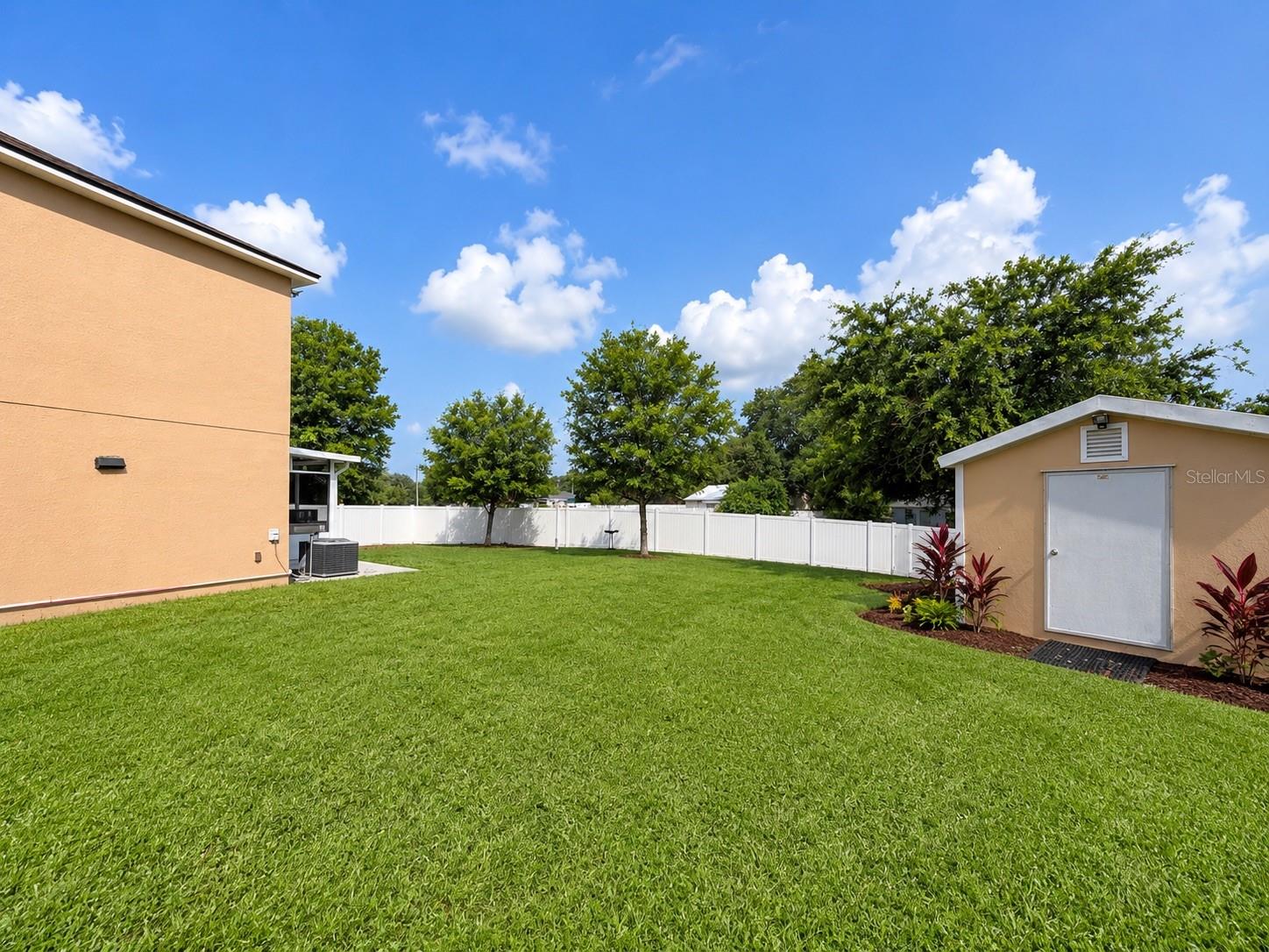 MASCOTTE LAKE JACKSON RIDGE PH 01 - Residential