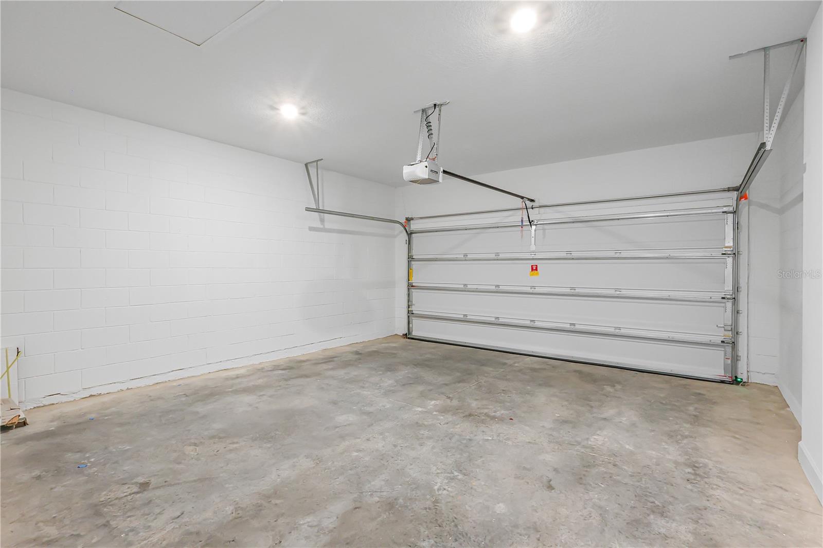 KH CW HAMMOCK OAKS LLC - Residential