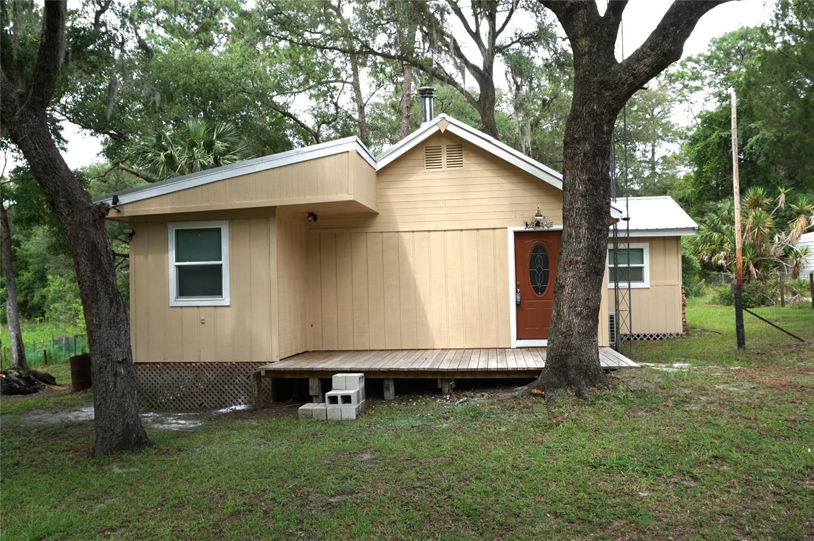 SILVER SPRINGS CAMPSITES - Residential