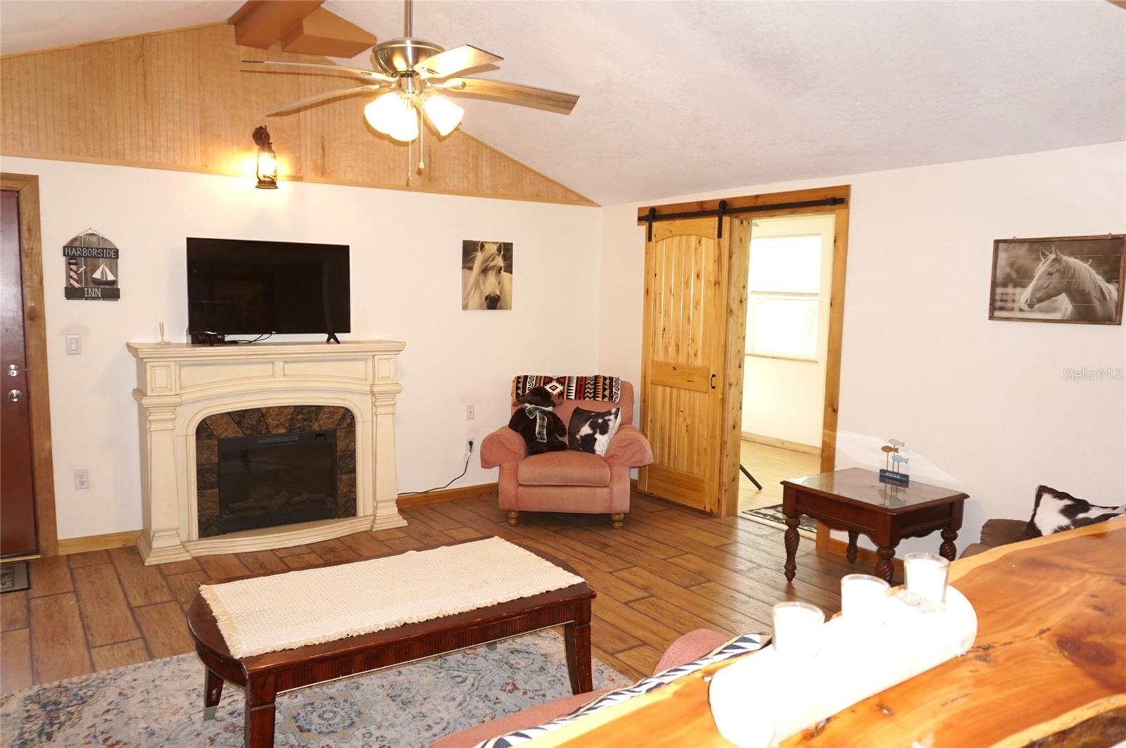 SILVER SPRINGS CAMPSITES - Residential