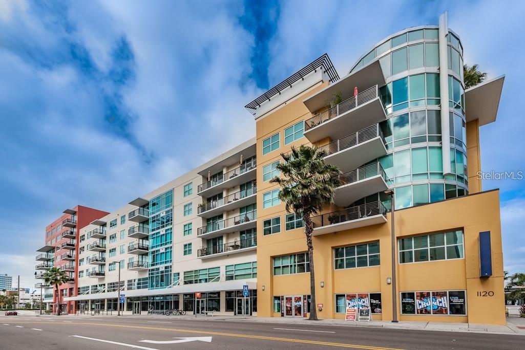 GRAND CENTRAL AT KENNEDY RESID - Residential