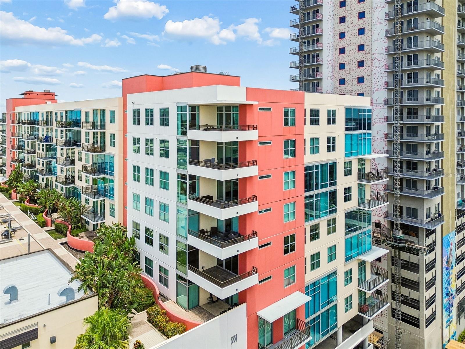 GRAND CENTRAL AT KENNEDY RESID - Residential