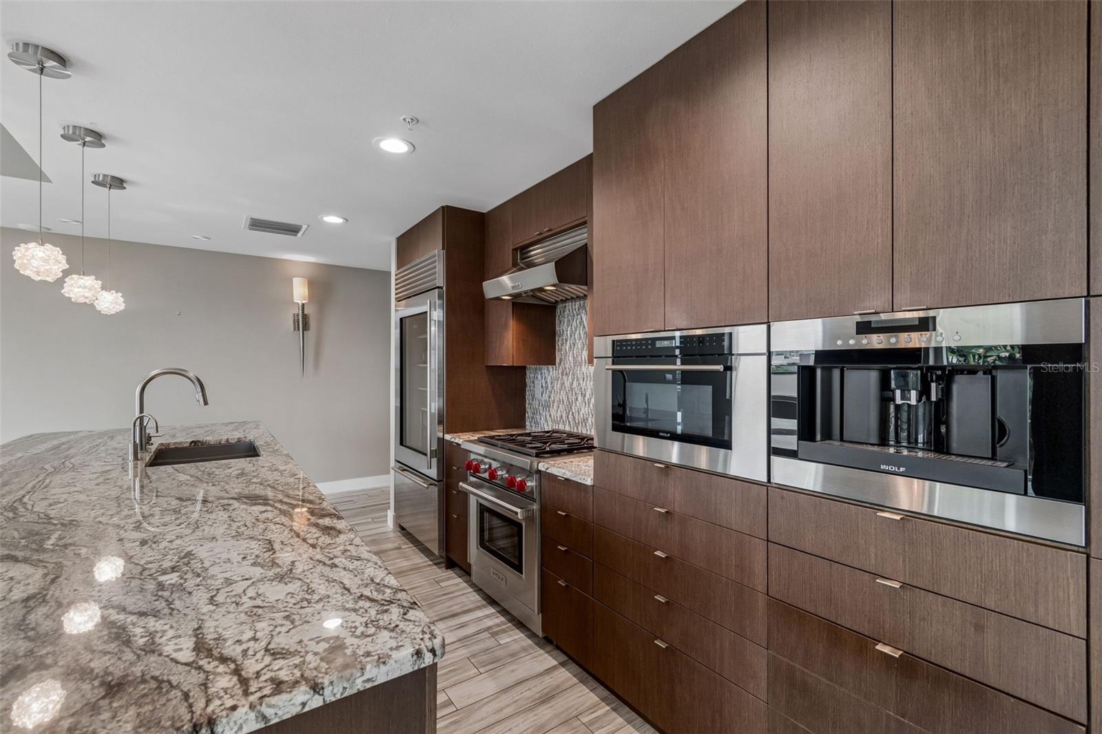 GRAND CENTRAL AT KENNEDY RESID - Residential