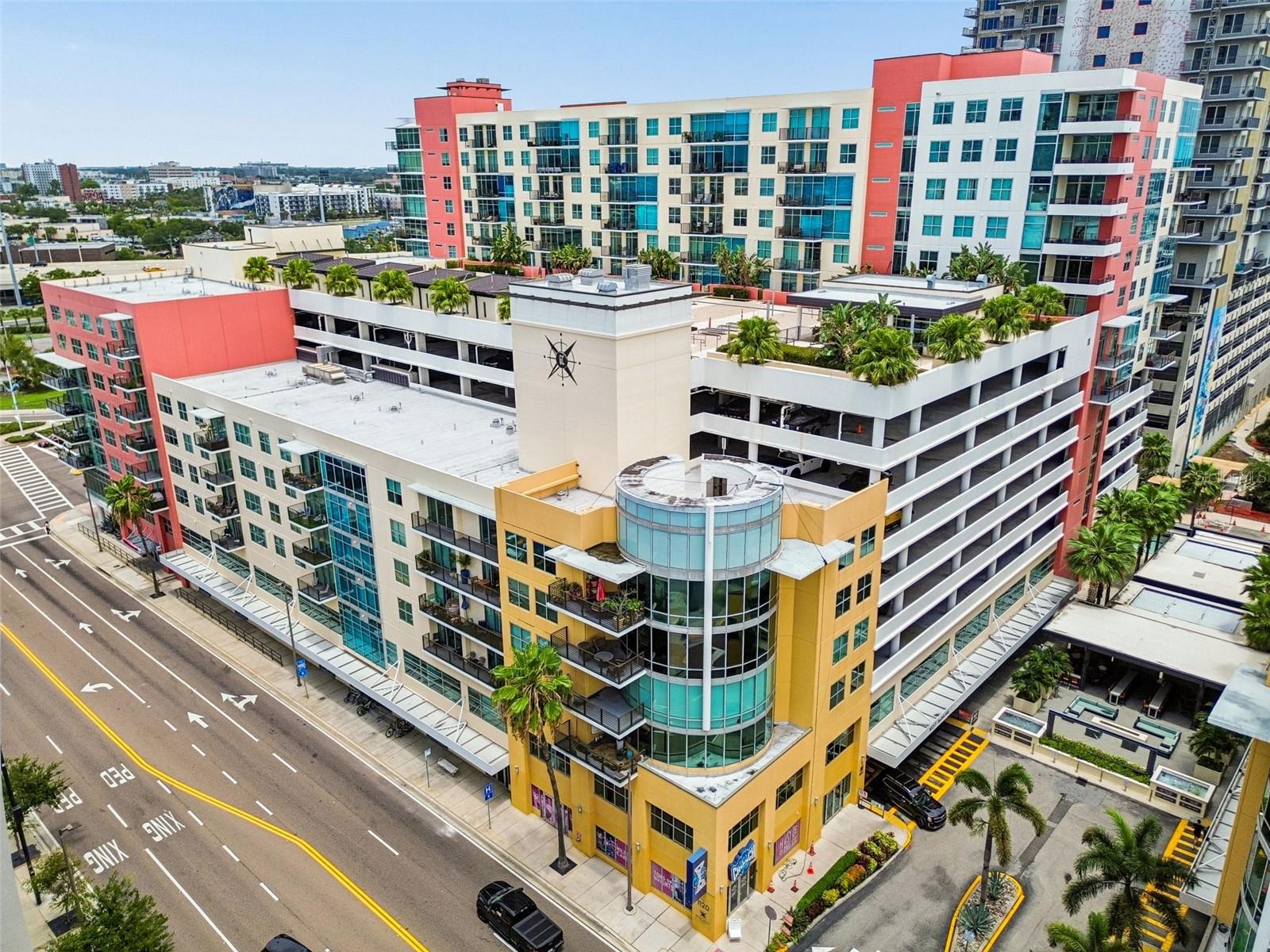 GRAND CENTRAL AT KENNEDY RESID - Residential