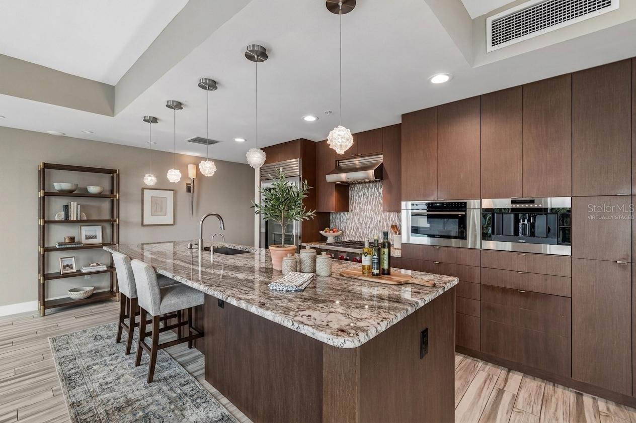 GRAND CENTRAL AT KENNEDY RESID - Residential