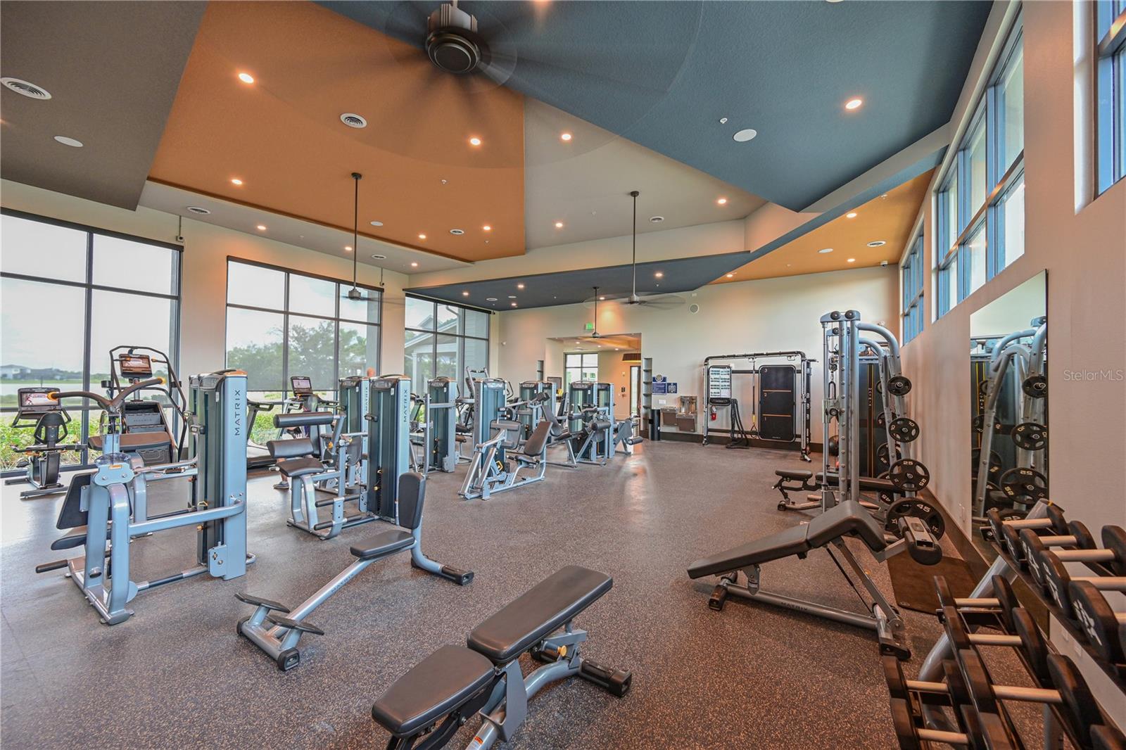 LAKEHOUSE COVE AT WATERSIDE PH 5 - Residential