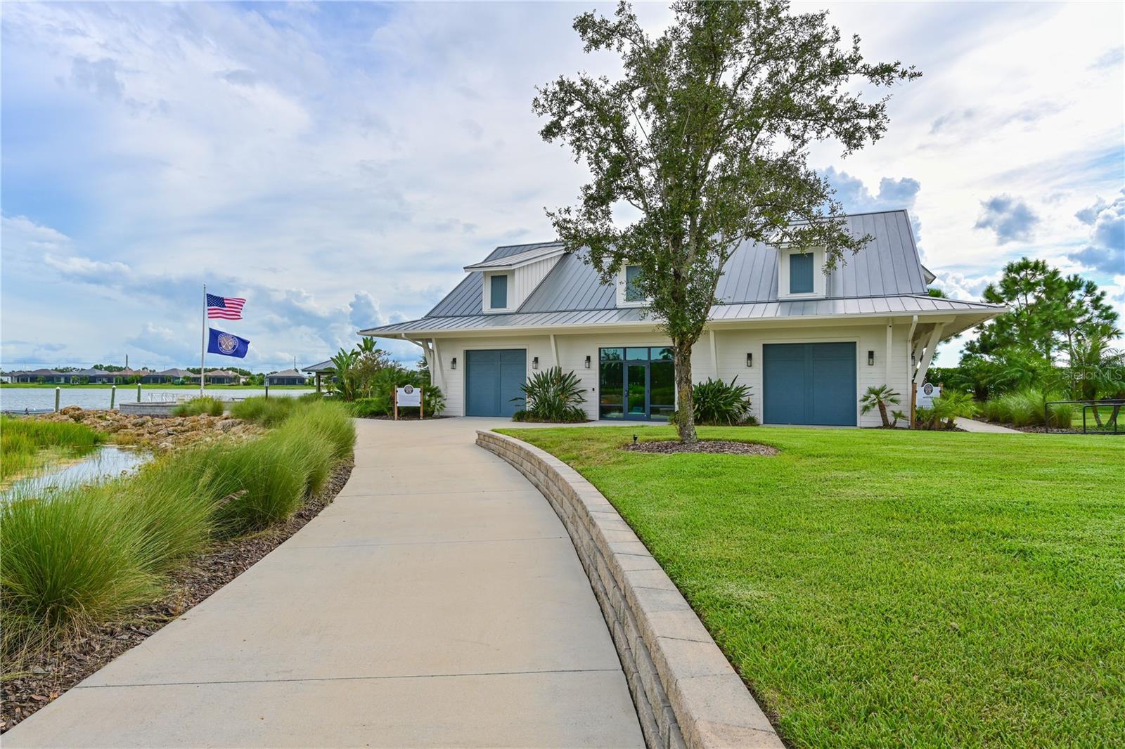LAKEHOUSE COVE AT WATERSIDE PH 5 - Residential
