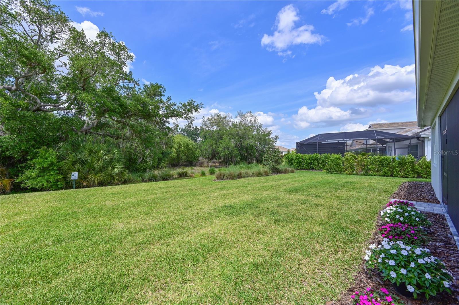 LAKEHOUSE COVE AT WATERSIDE PH 5 - Residential