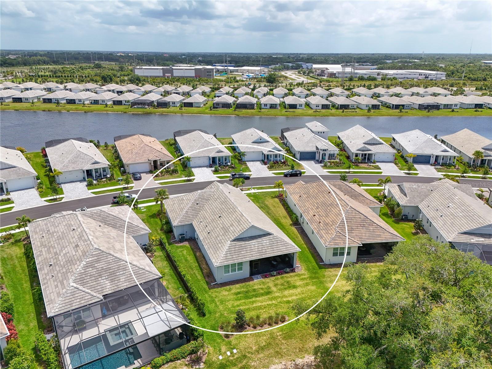 LAKEHOUSE COVE AT WATERSIDE PH 5 - Residential