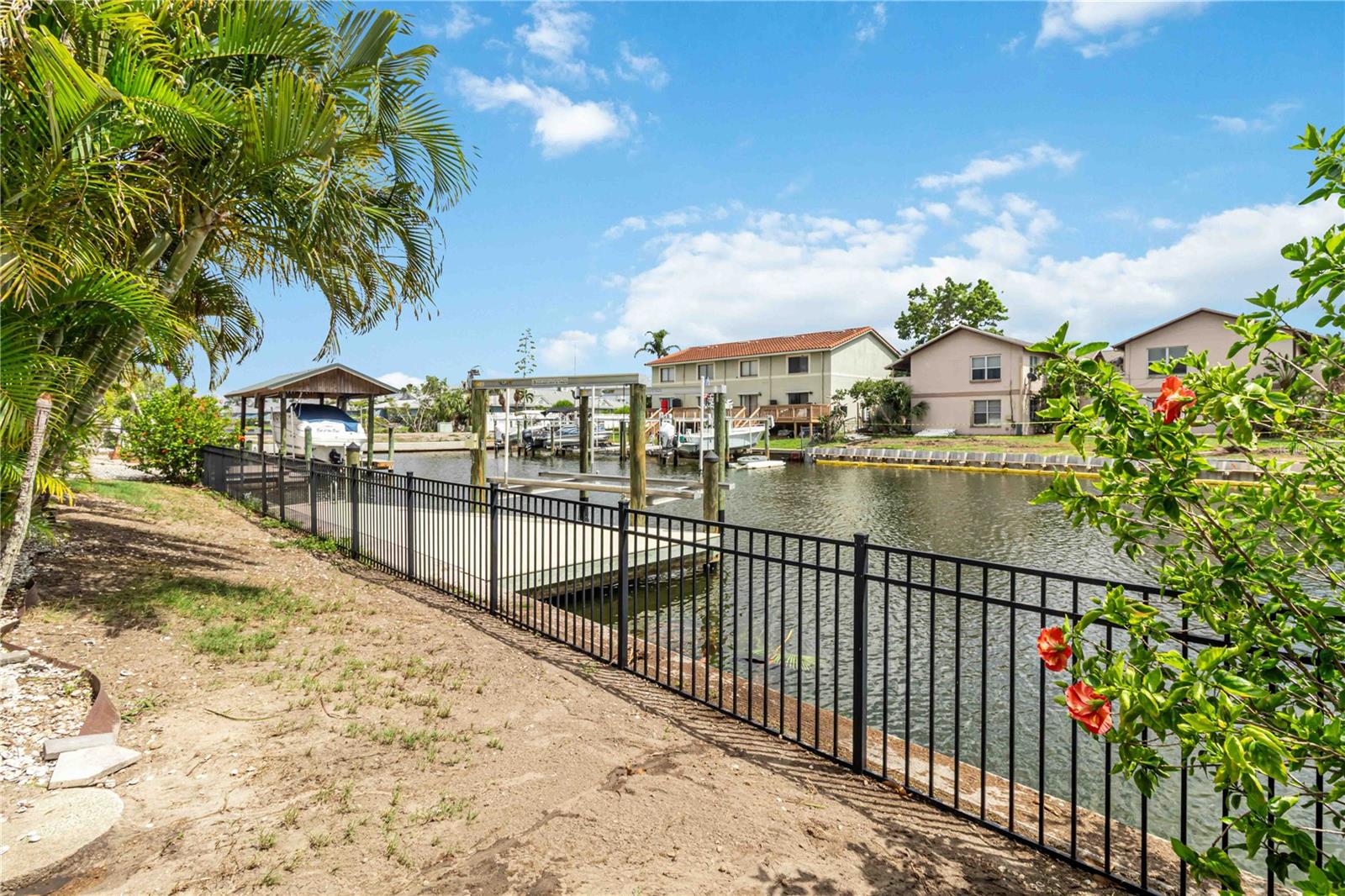 APOLLO BEACH UNIT 08 A RESUBDIVISION OF LOTS 1-13 - Residential