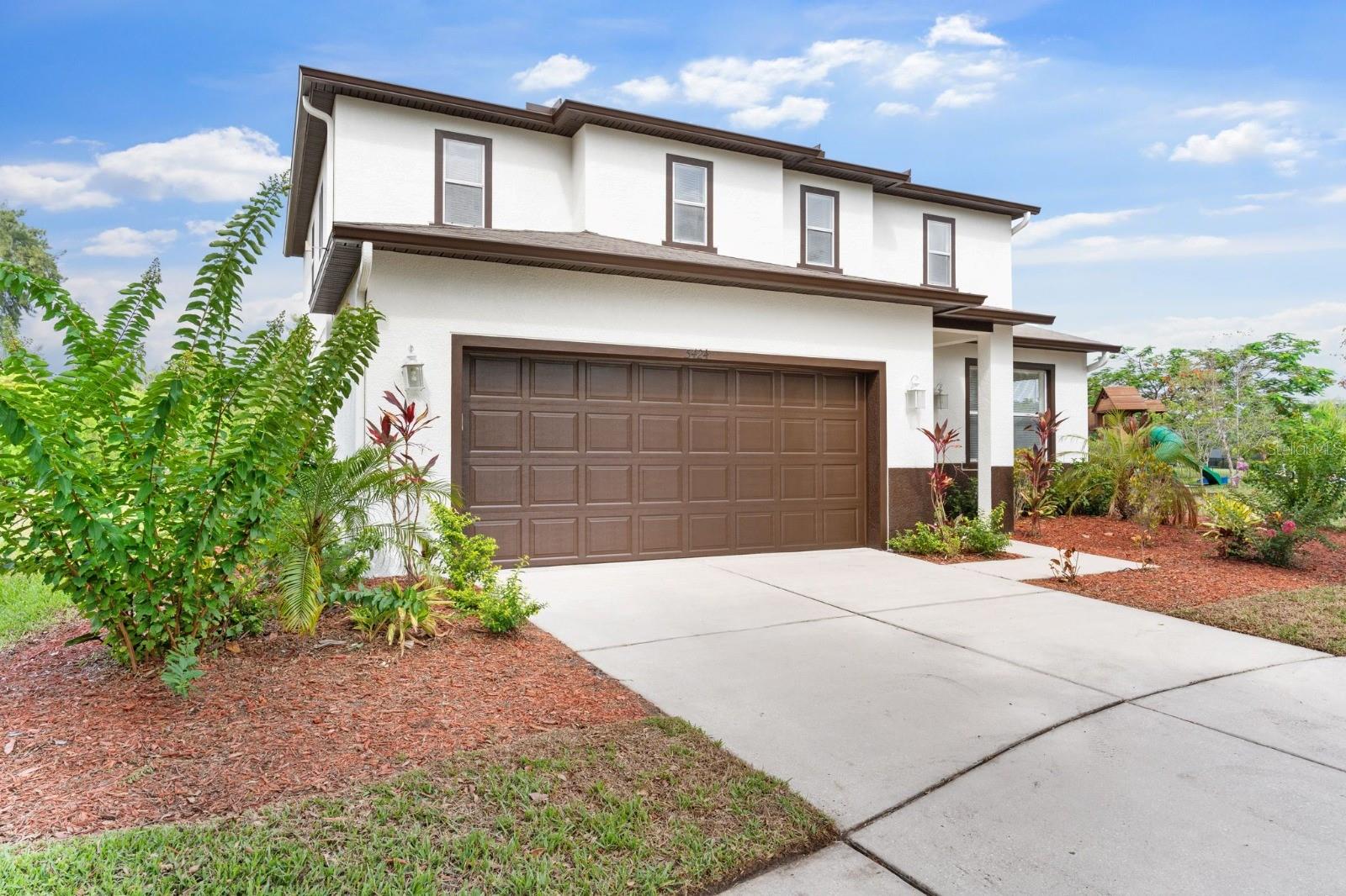 HARBOUR ISLES PH 1 - Residential