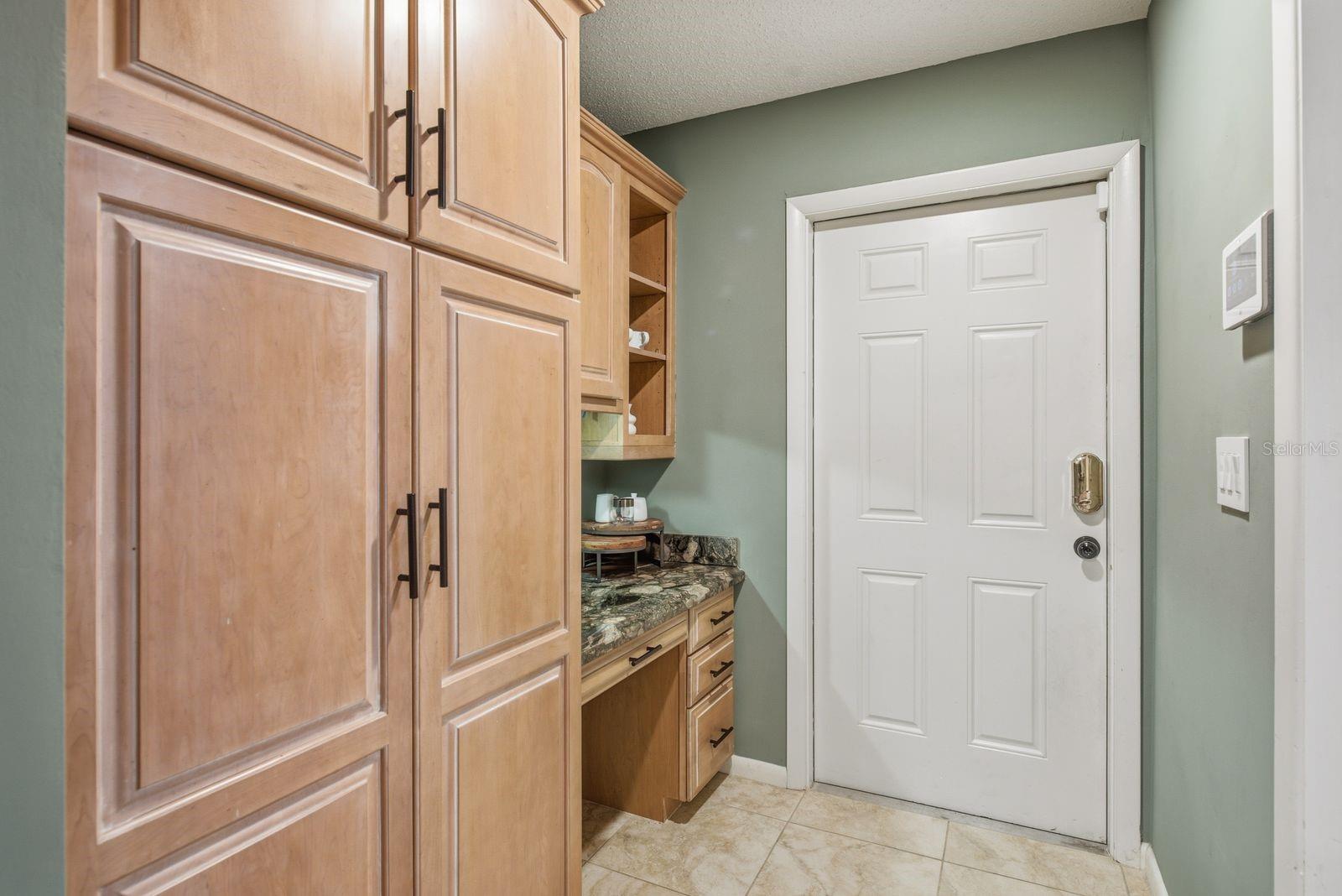 VILLAS AT CYPRESS RUN-WEST - Residential