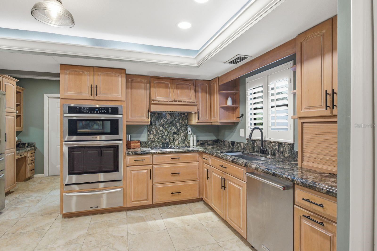 VILLAS AT CYPRESS RUN-WEST - Residential