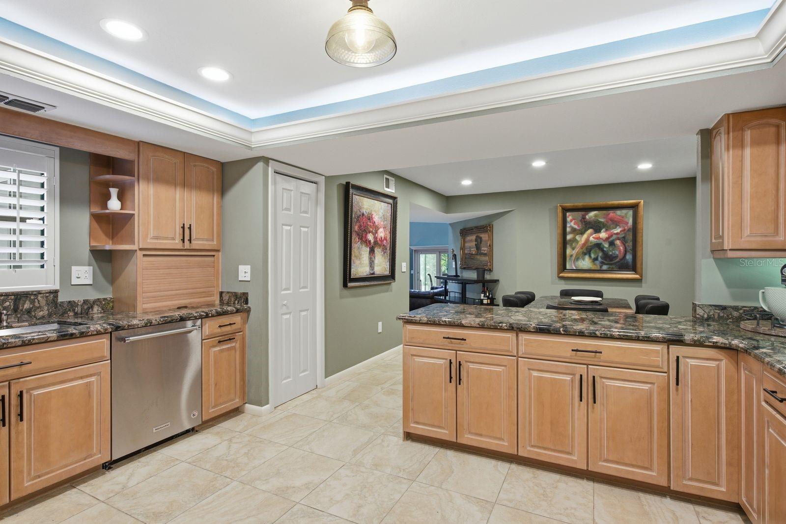 VILLAS AT CYPRESS RUN-WEST - Residential