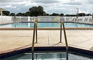 FOXWOOD LAKE ESTATES - Residential