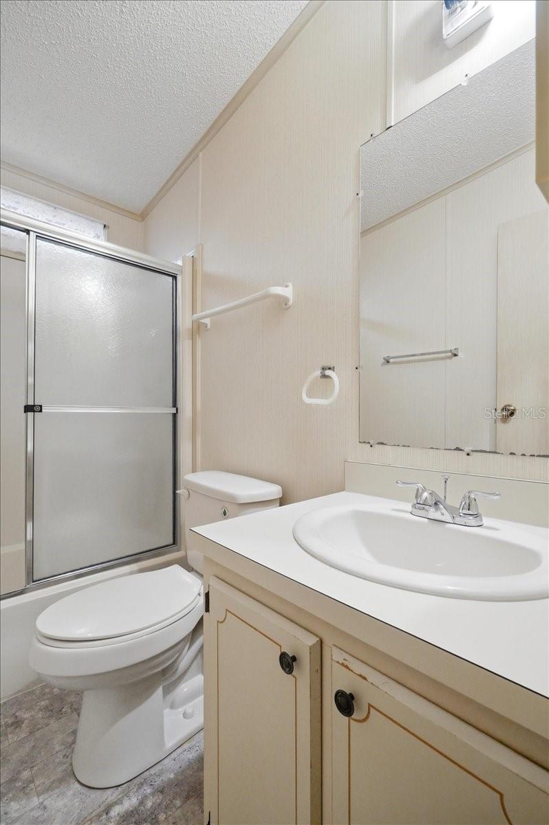 FOXWOOD LAKE ESTATES - Residential