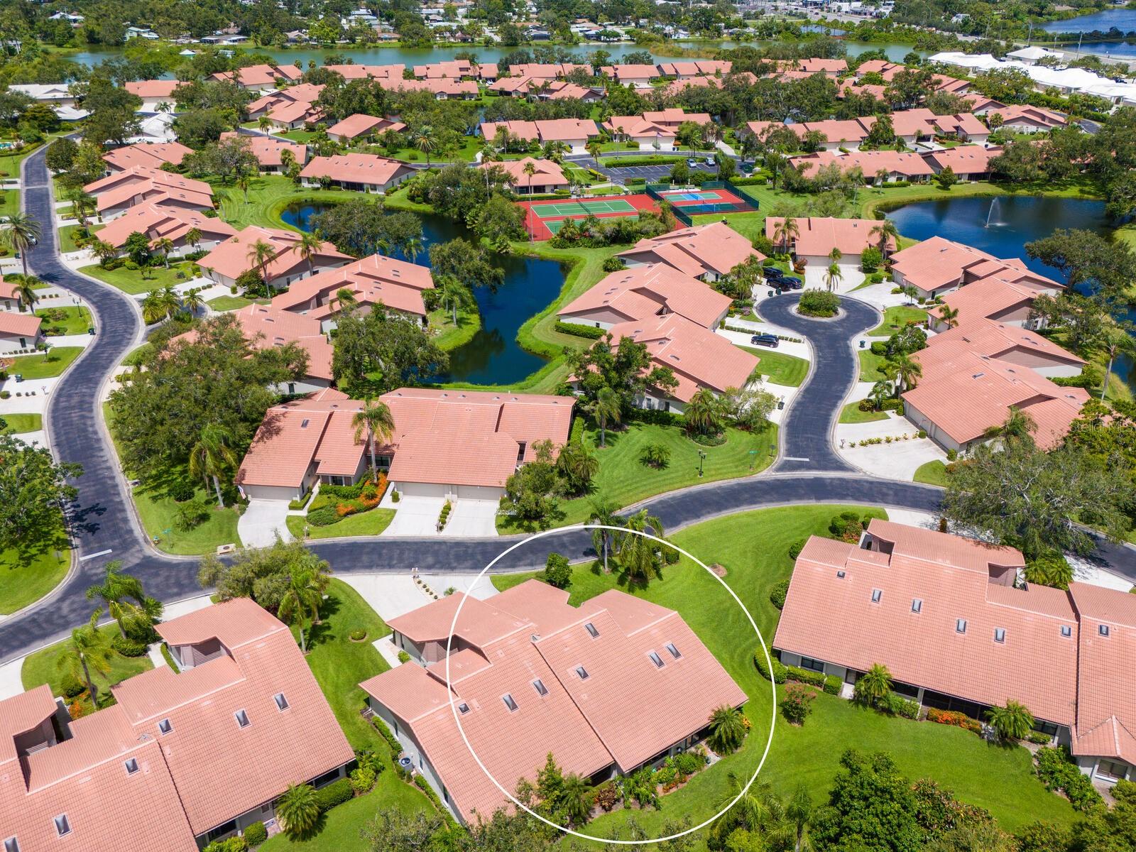 LAKESHORE VILLAGE - Residential