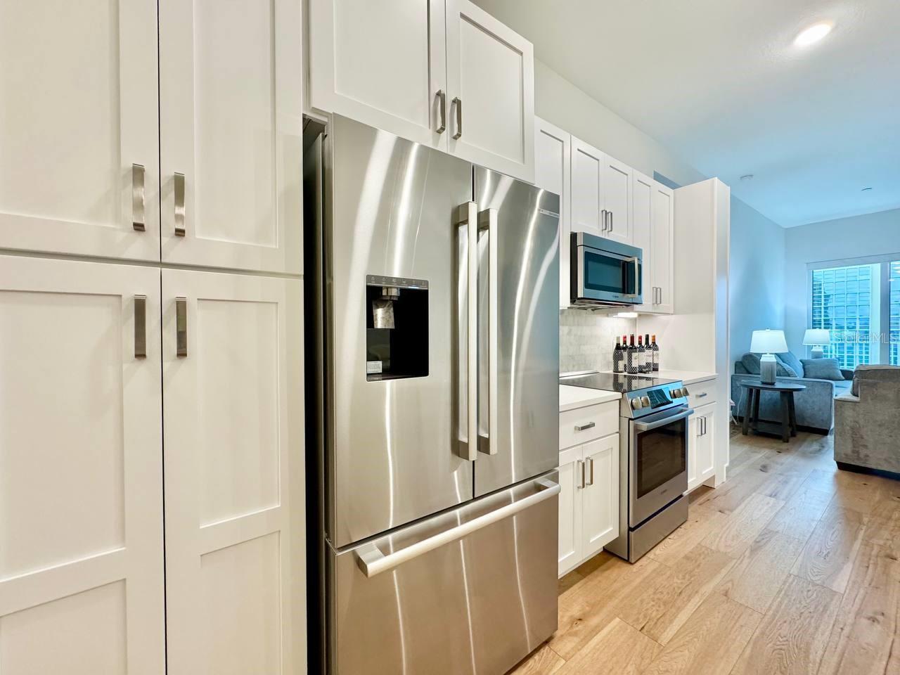 CASTILLE URBANA CONDO - Residential Lease