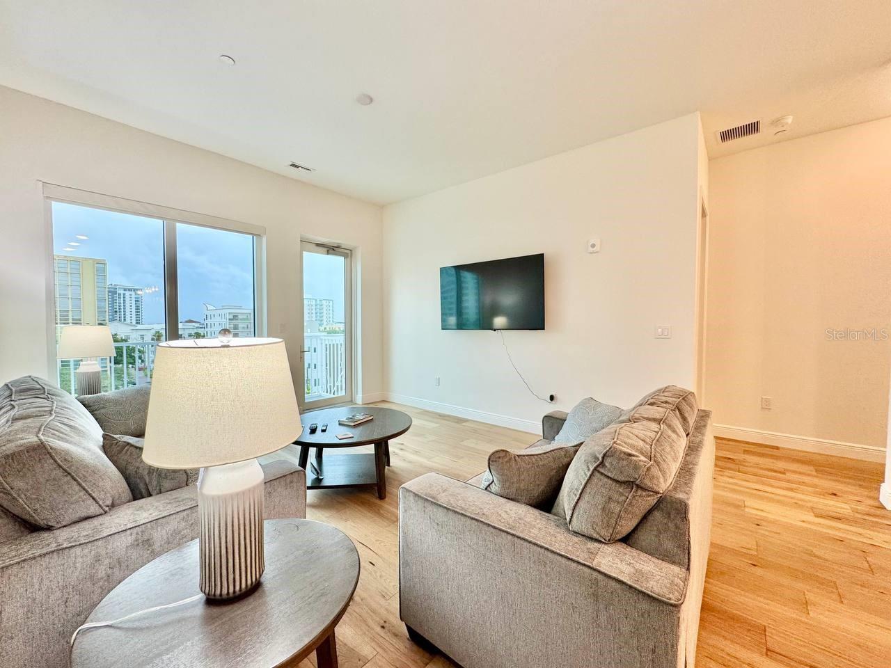 CASTILLE URBANA CONDO - Residential Lease