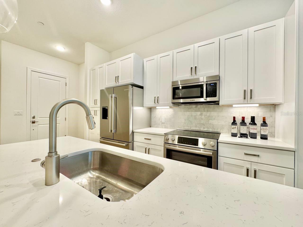 CASTILLE URBANA CONDO - Residential Lease