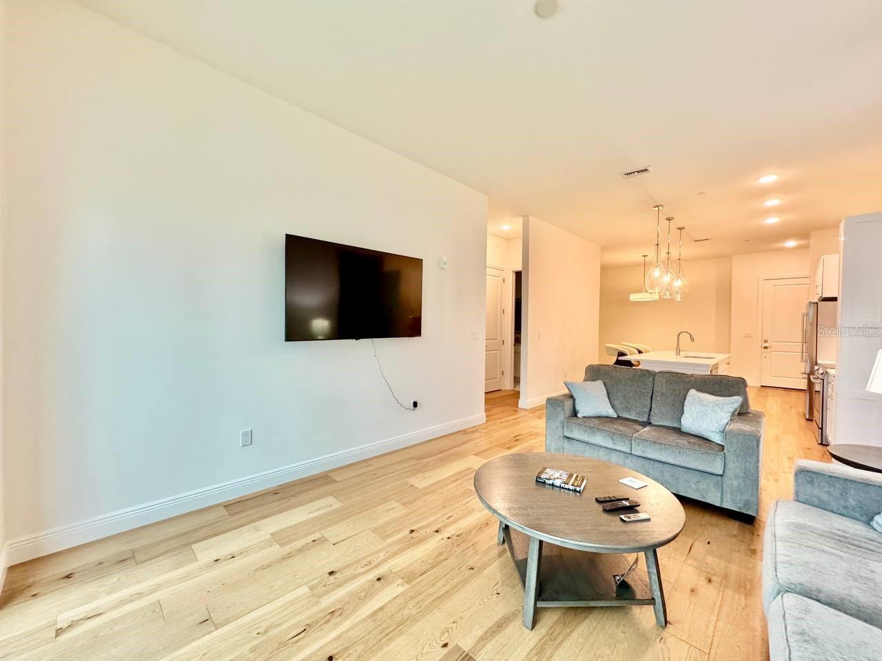 CASTILLE URBANA CONDO - Residential Lease