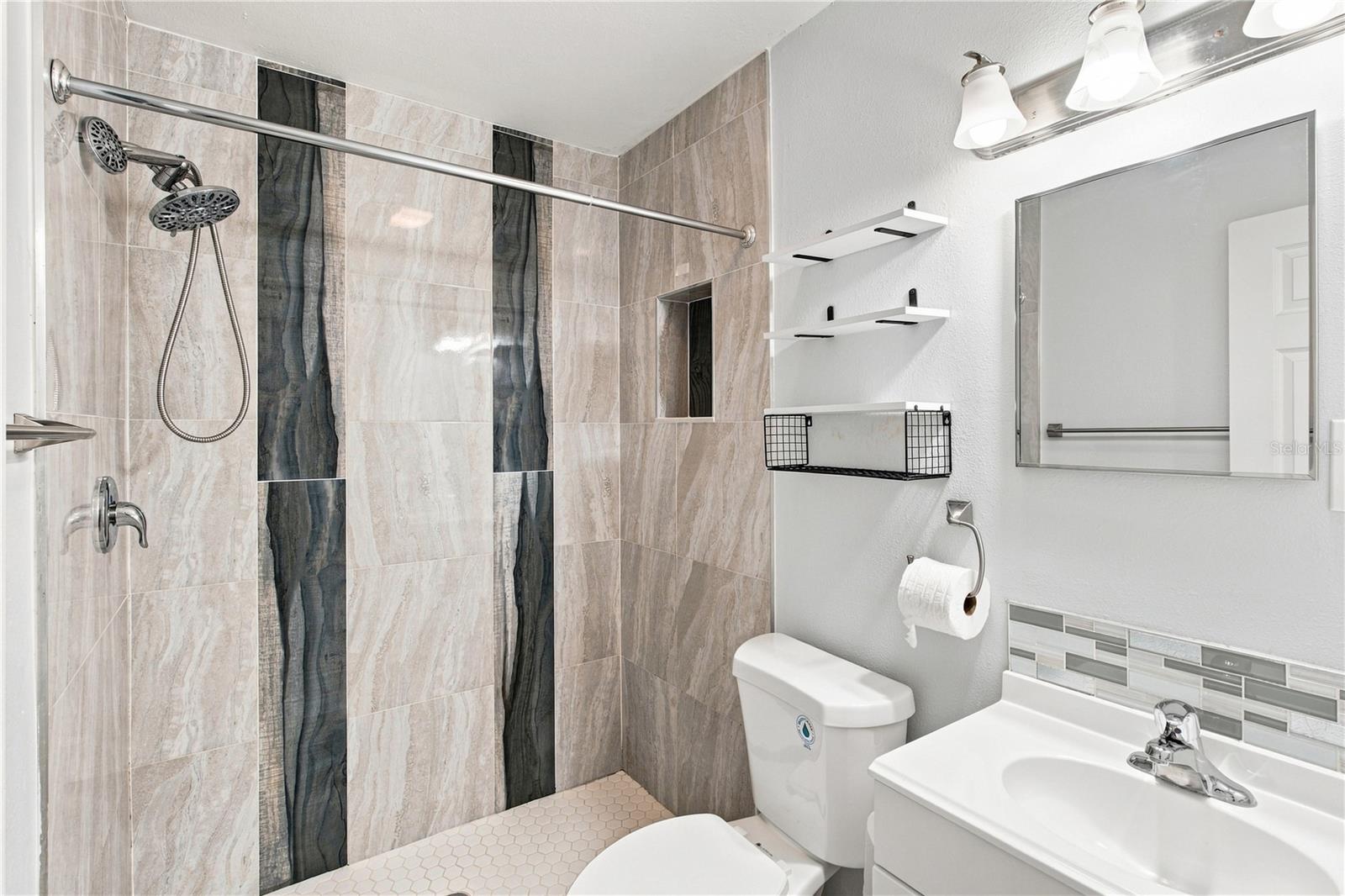 ROCKY POINT VILLAGE UNIT 3 - Residential