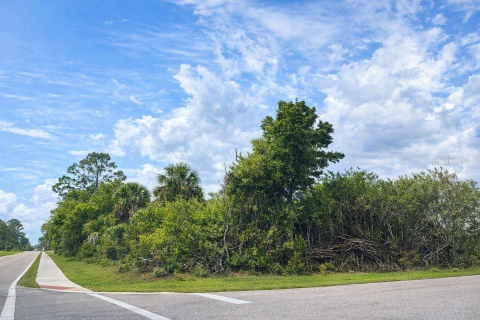 PORT CHARLOTTE SEC 084 - Land