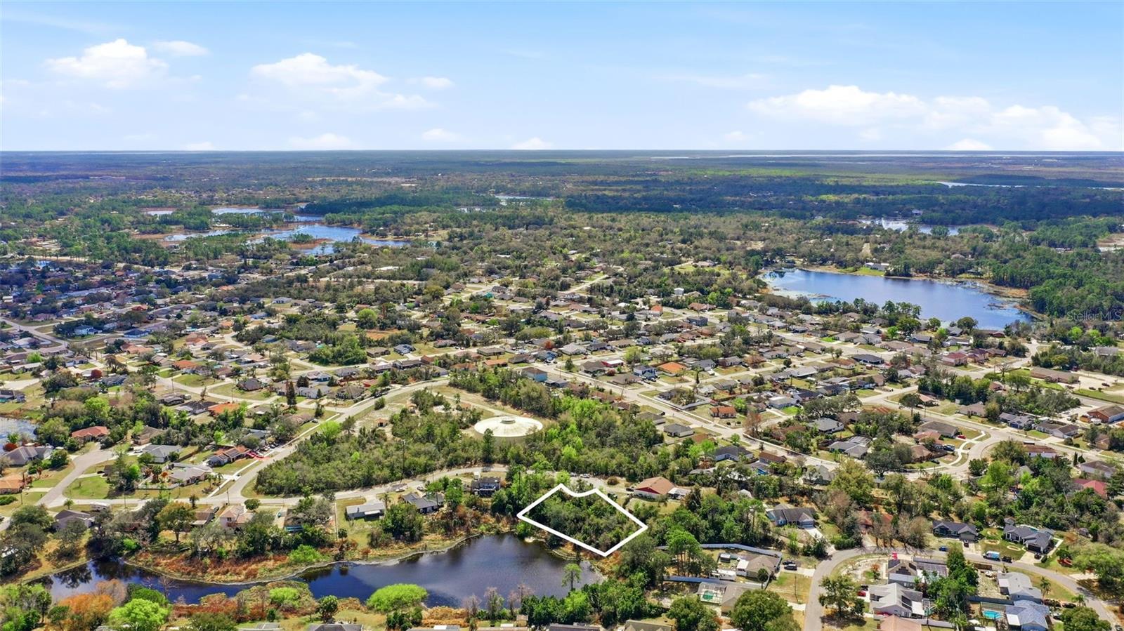 DELTONA LAKES - Land