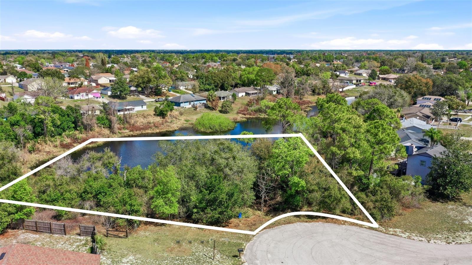 DELTONA LAKES - Land